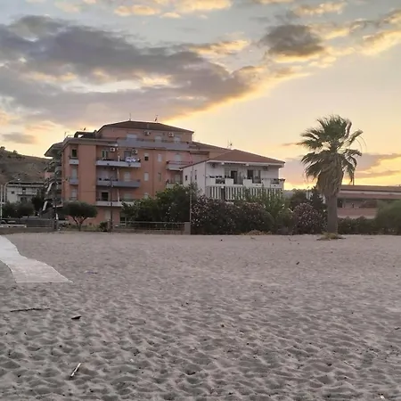 Lägenhet Sole Di